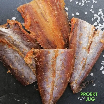 Янтарная рыба солено-сушеная с перцем филе - купить в Перекрёсток -  СберМаркет, цена на Мегамаркет