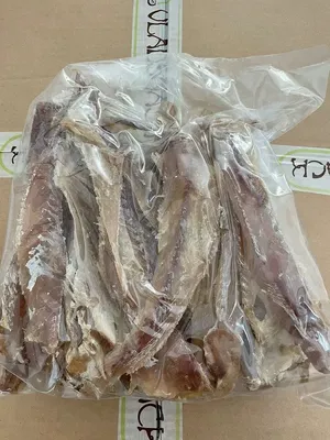 Сушеная рыба минтай филе с перцем 1 кг/ Янтарная спинка с перцем филе/  Вкусные снеки к пиву - купить с доставкой по выгодным ценам в  интернет-магазине OZON (222753284)