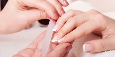 Укрепляющее средство для ногтей Eveline NAIL THERAPY PROFESSIONAL японский  маникюр (мегаукрепитель для слабых и поврежденных ногтей) - «Японский  маникюр от Eveline это не только нежное розовое покрытие для ногтей, но еще  и