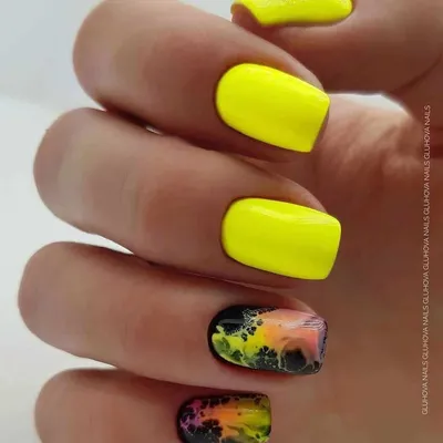 Яркий дизайн ногтей с объемными мармеладными цветами (фото)