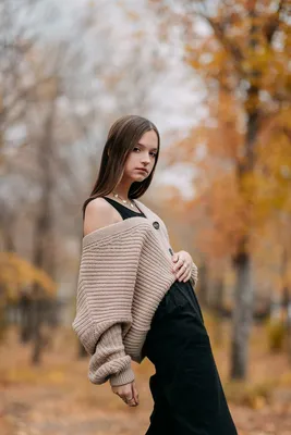 Осень Осенняя фотосессия идеи для фото фотосессия на природе фотосессия в  парке позы для фотосессии фото с лис… | Наряд с толстовкой, Осенние  фотосессии, Фотосессия