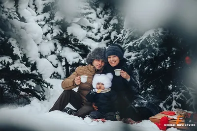 Идеи для фото в лесу зимой эстетика | Зимняя семейная фотография,  Фотосессии подростков, Женская портретная фотография