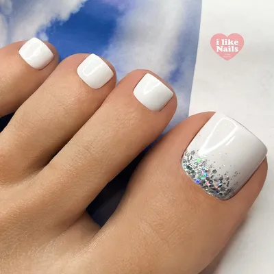 Педикюр на лето 2022: 10 красивых дизайнов ногтей в корейском стиле 😍 |  theGirl