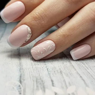 Лучшие идеи нежного маникюра этой весны. Нюдовый дизайн ногтей. | Stylish  nails, Short square nails, Nail trends