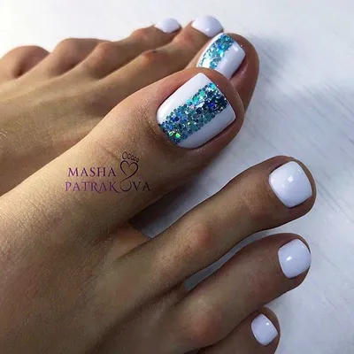 Педикюр Идеи педикюра Pedicure в Instagram: «Мастер @mashapatrakova05  ______ Больше идей ищите на ст… | Розовые помады, Педикюр для пляжа,  Дизайнерские ногти