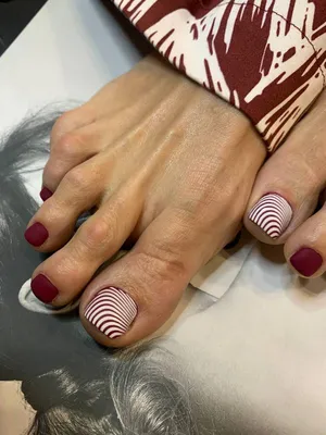 Педикюр с покрытием ногтей гель-лаком в Копейске - Педикюр - Красота: 114  мастеров ногтевого сервиса