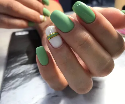Идеи маникюра • МК • liketime (@nail.idea.russia) posted on Instagram:  “Благородные оттенки зеленого 🍃 Собрала для вас… | Дизайнерские ногти,  Ногти, Красивые ногти