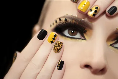 Икорный маникюр (Caviar Manicure) Ciaté в дар (Москва). Дарудар