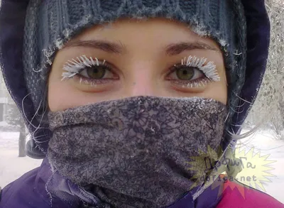 Девушка из Якутии показала, что происходит с ресницами при минус 47 | Пикабу