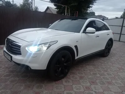 Infiniti QX70 - Wikipedia