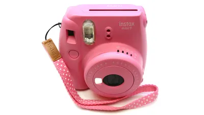 Купить Фотоаппарат моментальной печати Fujifilm Instax Mini 12, Blossom  Pink (Цветочный розовый) с доставкой по Краснодару и Москве по выгодной  цене - iQmac.ru