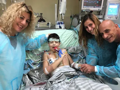 Впервые: 11-летнему мальчику в Израиле пересадили искусственное сердце