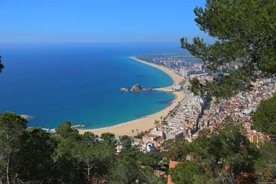 Где отдыхать у моря в Испании: топ пляжных курортов | Cherehapa Страхование  | Дзен