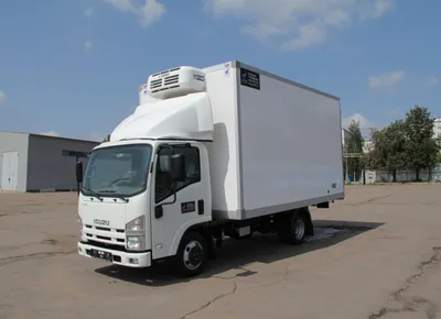 ISUZU ELF 8.0. Купить коммерческий грузовик в Москве.