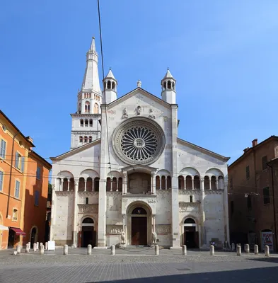Modena Italy Stock Photo - Download Image Now - Modena, Cathedral, Piazza  Grande - iStock