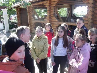 Депутат Ирина Жукова организовала поездку в Южный парк птиц «Малинки» для  детей с ОВЗ