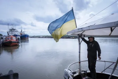 Не разминулись: в Черном море корабль РФ столкнулся с судном, которое  направлялось из порта Измаил