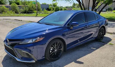 2019 Toyota Camry Hybrid Pictures: | U.S. News