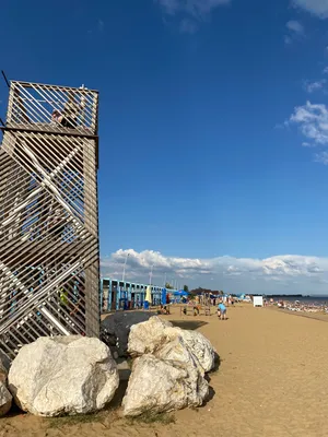 На пляже «Камское море» проходит мероприятие «Пляжный маркет» | 30.07.2023  | Лаишево - БезФормата
