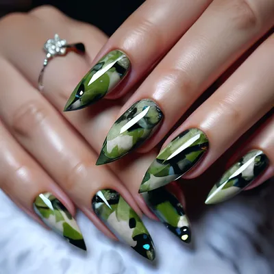 Маникюр камуфляж с блёстками 2020 | Cute nails for fall, Nail designs, Fall  nail designs