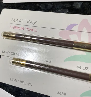 Карандаш для бровей Mary Kay - «Идеальный цвет и качество! + фото оттенка  \"Soft black\"» | отзывы
