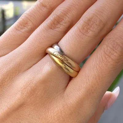 Обручальные кольца ✨Cartier ✨ ❣️Желтое золото, Италия ✨ ❣️Проба 585  ❣️Качество 💯✓ ❣️В наличии 💕 Наш адрес: Чуй проспект 204 , ТЦ… | Instagram