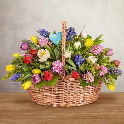 Цветы на 8 Марта: какие выбрать для подарка