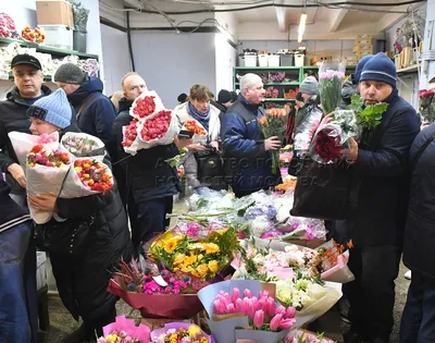 В Брянске накануне 8 марта откроются цветочные ярмарки