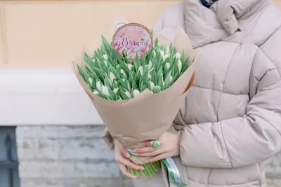 Купить букет цветов из тюльпанов и гиацинтов на 8 марта в Кемерове