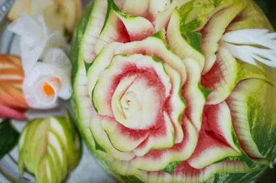 Карвинг для начинающих – учимся делать картины из овощей и фруктов |  Вдохновение (Огород.ru)