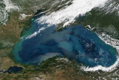 Через 75 лет Каспийское море отползет от России в сторону Ирана - KP.RU