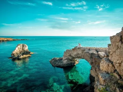 Мыс Каво Греко и мост Влюбленных | Кипр | Влюбленные, Морские чудовища,  Турист