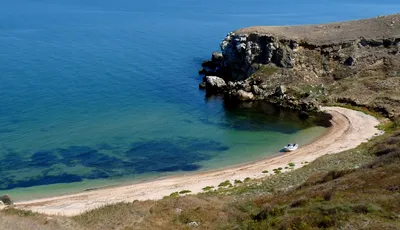 Казантипский природный заповедник. Вид на каменный хаос и Казантипский залив.  - Picture of Kazantypskiy State Nature Reserve, Shcholkine - Tripadvisor