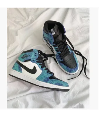 https://intertop.kz/ru-kz/product/gumshoes-nike-7438202