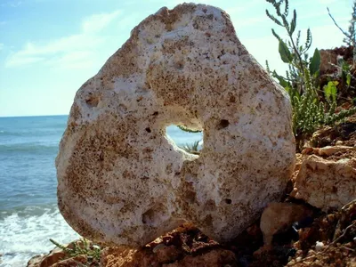 Помяненный (колчимский камень), одиночно/созерцательное путешествие.  Северный Урал. - YouTube