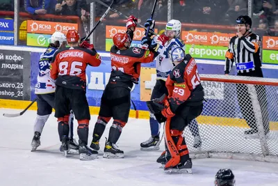 Канадские и финские хоккеисты решили сыграть финал досрочно - МК
