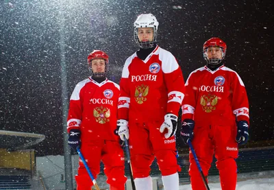 Финского экс-премьера разозлили хоккеисты, сыгравшие в форме сборной СССР -  РИА Новости Спорт, 20.12.2021