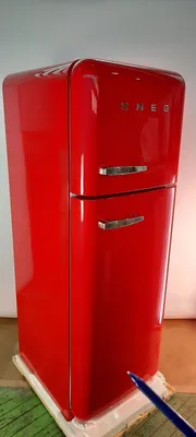 Ретро-холодильники SMEG - IVOREE