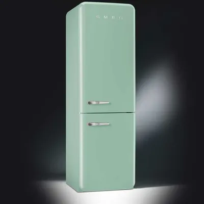 Холодильник Smeg FAB28RDEG5 — купить в Москве по цене 244 990 RUB ➤ Premium