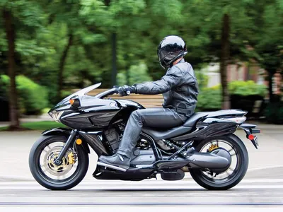 Honda DN-01 (20073км) купить в Москве – цена 400 000 руб. на мотоцикл Хонда  DN-01, код товара 181130-8884 – Cemeco
