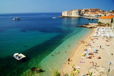 Остров Брач, Хорватия: скучная жизнь, красивые пляжи и пенсионеры-нудисты |  IRADIMA Travel Team | Дзен