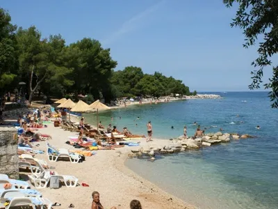 На 5836 километрах береговой линии мы нашли самые красивые песчаные пляжи  Хорватии.