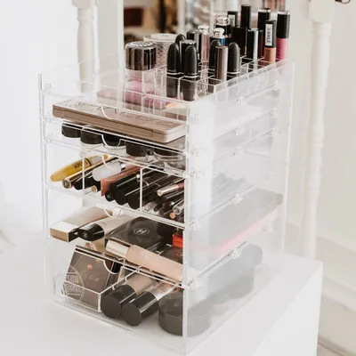 Modern Makeup Storage + Decor. va*****@***** ✖️Online Boutique ✖️  Australia. | Makeup rooms, Beauty room, Glam room