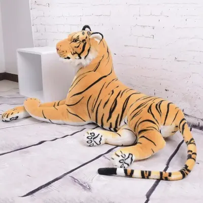 Вера и Любовь. Мягкая скульптура животных. LUVER | Перед Вами мягкая  скульптура белого тигра, сшитая вручную из искусственного меха. Длина тела  тигра 108 см (без хвоста). Тигр полностью подвижен, может принимать разные