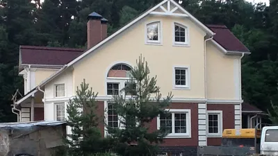 Фасады и цоколи домов из облицовочного кирпича