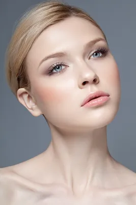Классический макияж: Мастер-класс от знаменитого визажиста - IVONA.UA