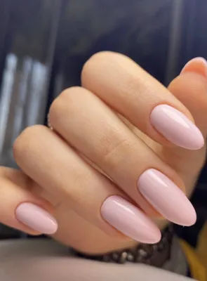 Женский классический маникюр в ногтевой студии Aishe Nails