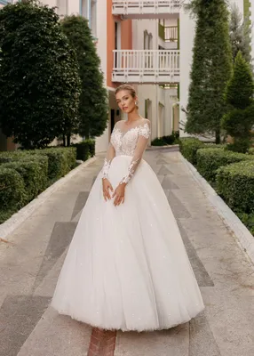 Классическое свадебное платье ivory Madioni Bridal Phillipa | Купить свадебное  платье в салоне Валенсия (Москва)