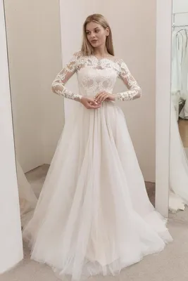 Классическое свадебное платье А-силуэта БОННИ блеск в наличии и под заказ |  Edler Weiss