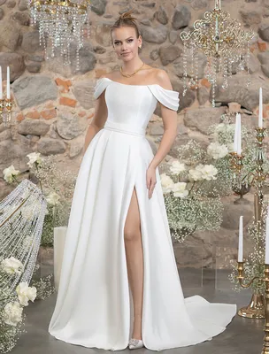 Классическое свадебное платье из микадо купить в Москве